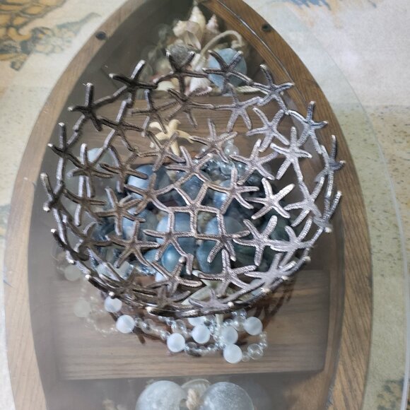 Pottery Barn Coastal Starfish Serve Bowl - Picture 6 of 6